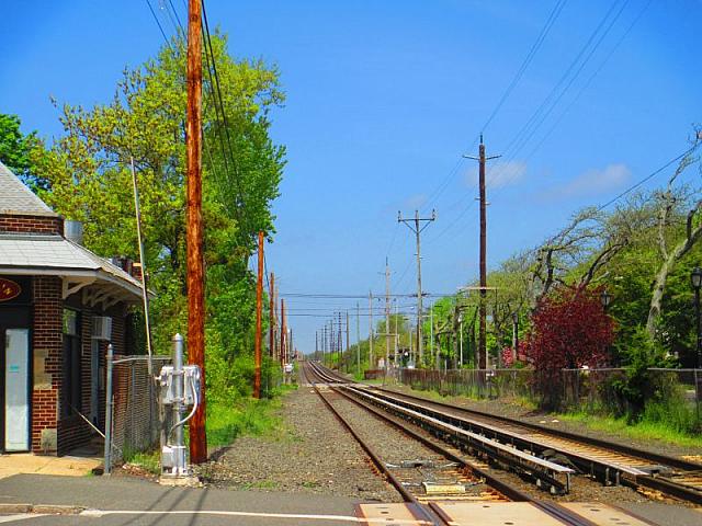 Centre Avenue West