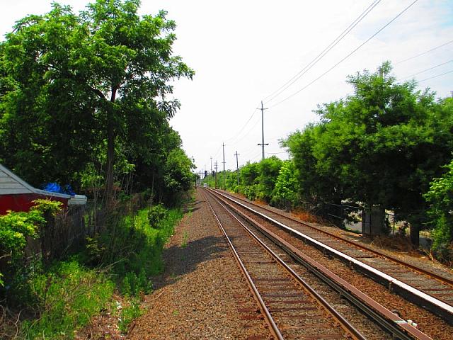 Central Islip Westward