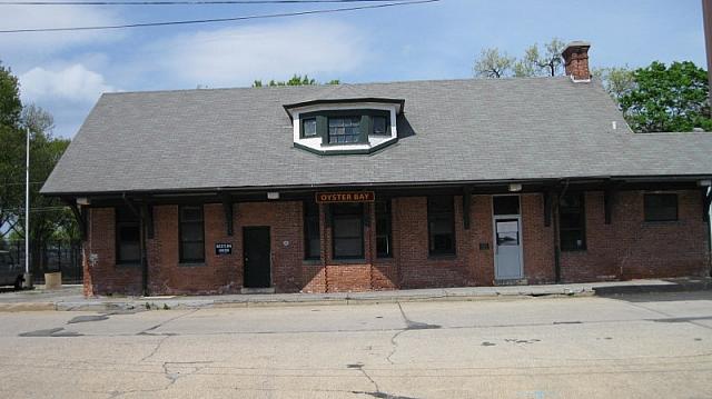 Old Oyster Bay Station