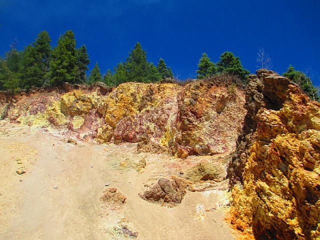 Calico Rocks